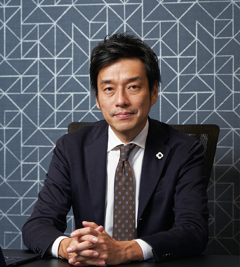 黒木 哲史